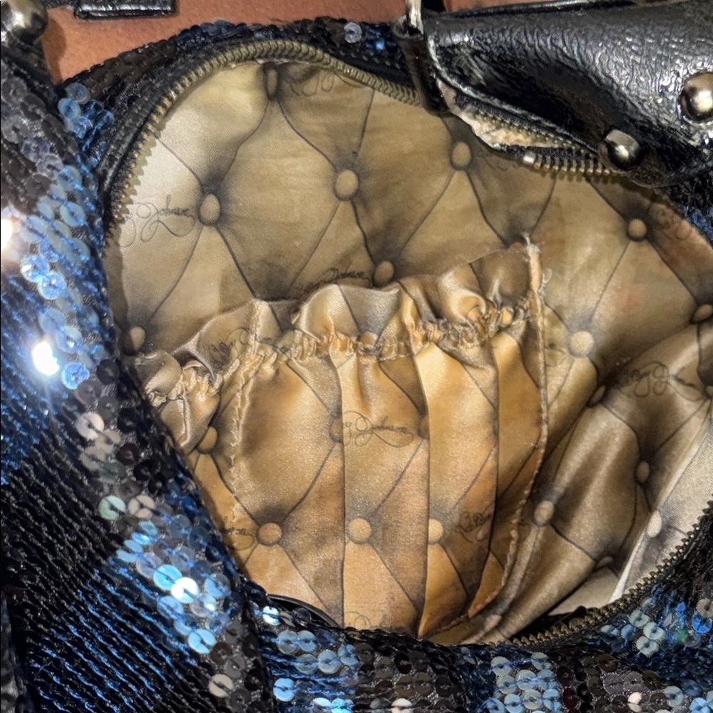 Betsy Johnson RARE VINTAGE FIND Black and Blue Striped Sequin Hobo Bag - Picture 9 of 9